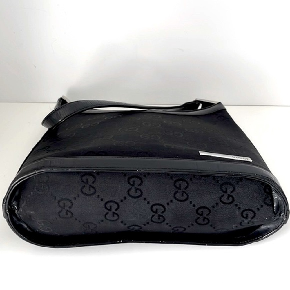 GUCCI VINTAGE BLACK HANDBAG Patent leather Details. Made in Italy - Picture 5 of 12